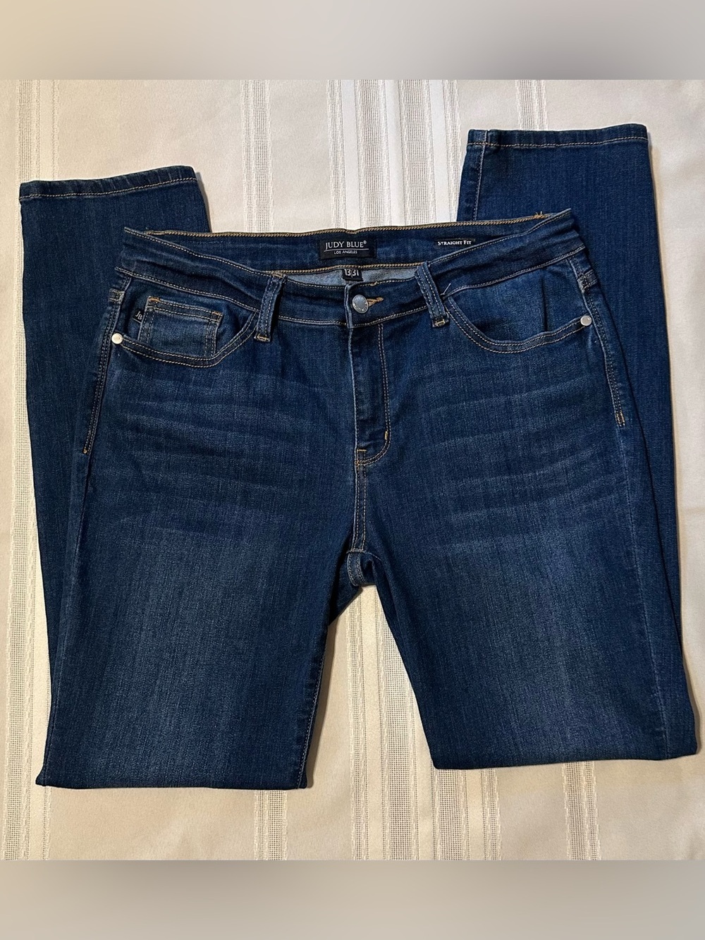 Judy Blue Straight Fit Medium Wash Denim Jeans Women’s 13/31